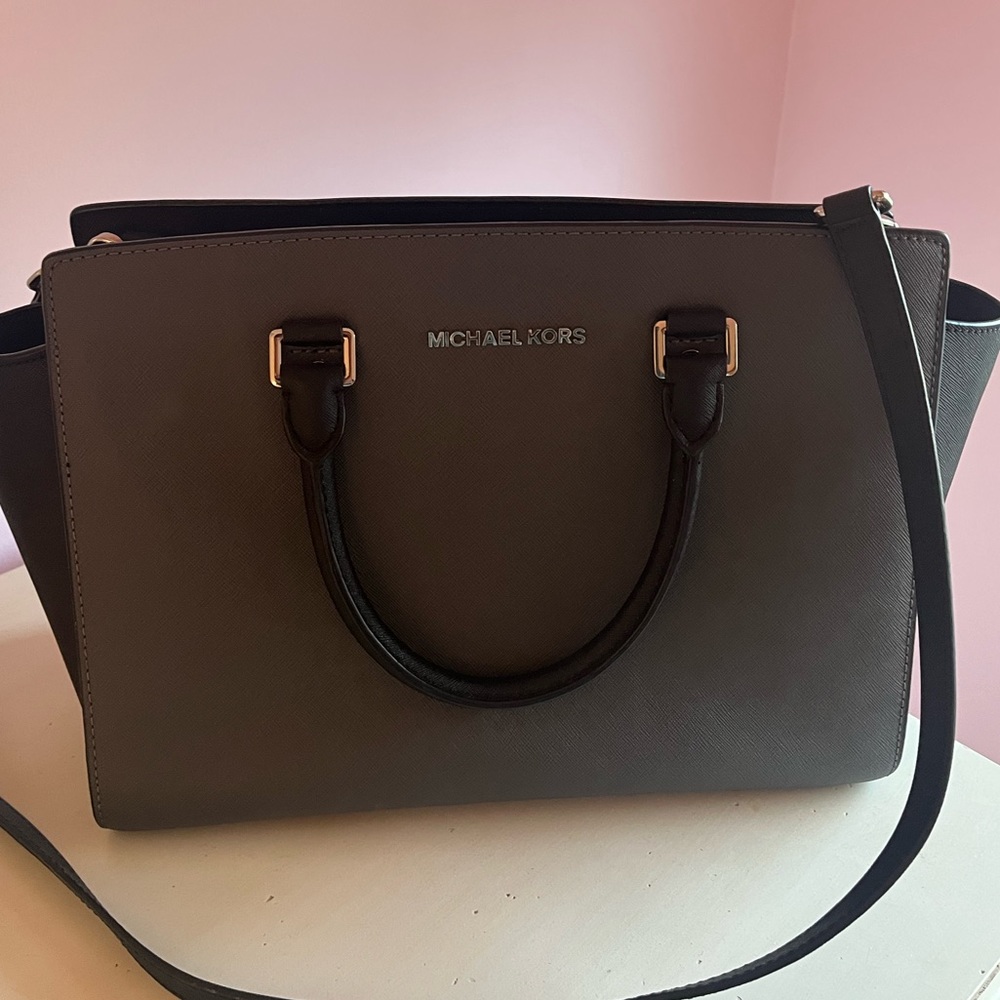 Black and Gray Michael Kors bag. Barely used.